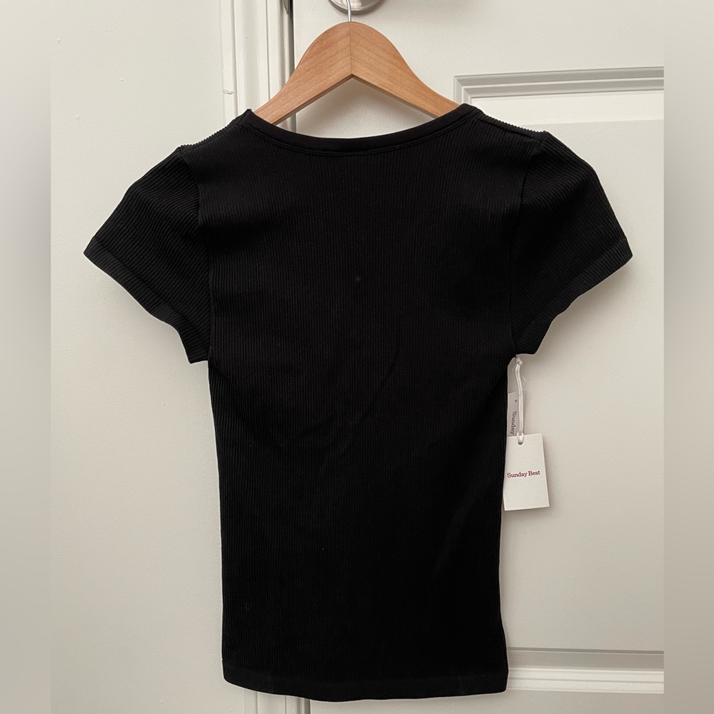 NWT Aritzia Sunday Best SinchSeamless™ Rib Poet T-Shirt Black - Picture 2 of 5